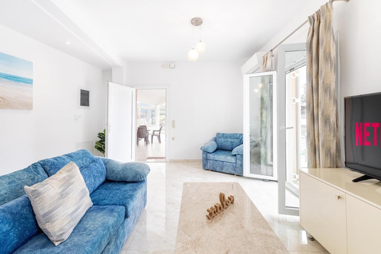 4You Luxury Apartments By Keyplanner Moraitika Exterior photo